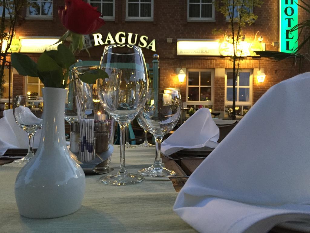 Hotel Ragusa Дормаґен Екстер'єр фото