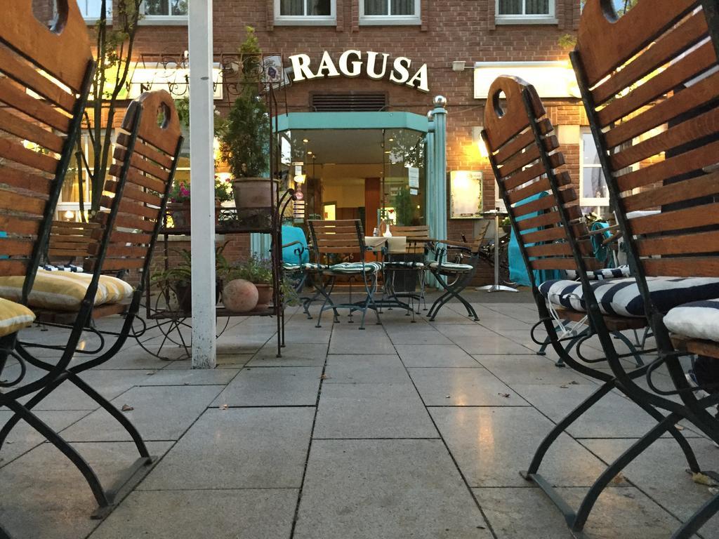 Hotel Ragusa Дормаґен Екстер'єр фото